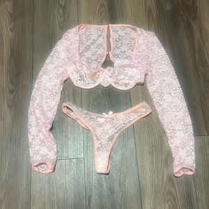 Underwire Long sleeve Pink Lingerie Set